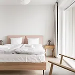 Premium Retreat - 3bdr - Sauna *
