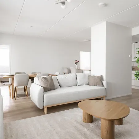 Premium Retreat - 3bdr - Sauna - Free Parking Jyväskylä