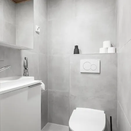 Premium Retreat - 3bdr - Sauna شقة *