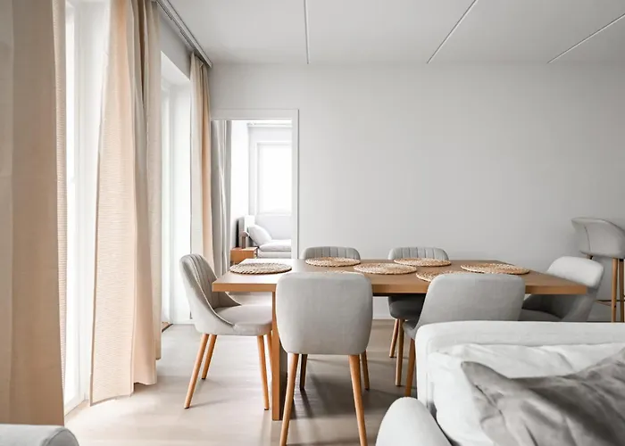 Premium Retreat - 3bdr - Sauna - Free Parking