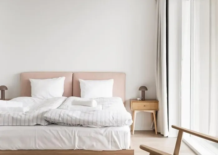 Premium Retreat - 3bdr - Sauna - Free Parking *