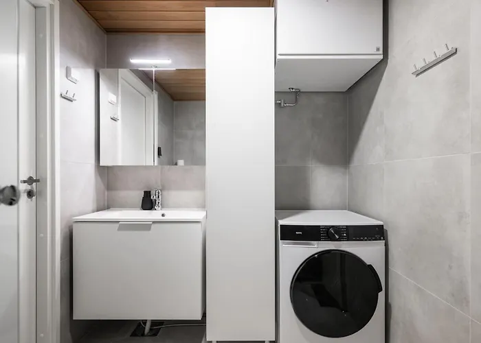 Premium Retreat - 3bdr - Sauna - Free Parking