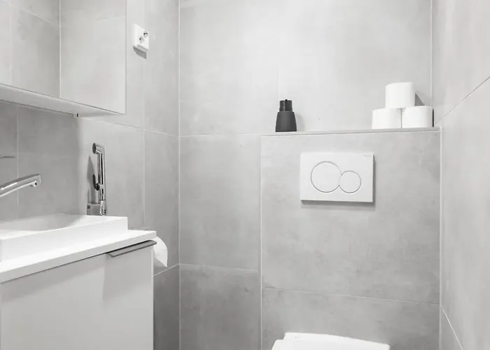 Premium Retreat - 3bdr - Sauna - Free Parking Appartement *